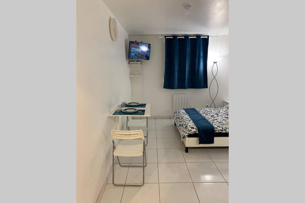 Apartament La Belle Etoile Noisy-le-Grand Zewnętrze zdjęcie